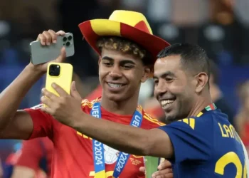 قلق في برشلونة من والد لامين يامال : سيكرر قصة نيمار