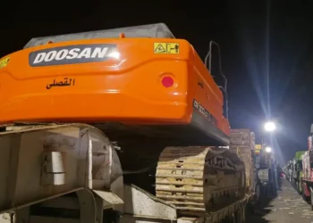 فريق مصري يدخل غزة للمساعدة في العثور على جثث الرهائن