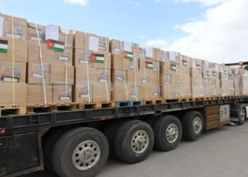 الشبلي: الأردن جاهز لإرسال 3 آلاف شاحنة مساعدات إلى غزة فور إزالة العوائق