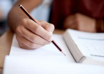 التربية: فرصة أخيرة للتسجيل في الامتحان التكميلي للتوجيهي