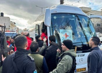 مصر تبدأ مناقشة قوائم الأسرى الفلسطينيين ضمن خطة ترامب