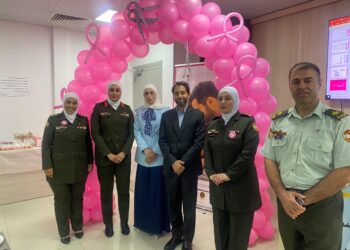 مؤسسة حرير للتنمية المجتمعية تشارك في تنظيم فعالية توعوية في مستشفى اللطرون العسكري بمناسبة شهر التوعية بسرطان الثدي