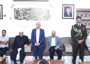 مندوبا عن الملك وولي العهد. العيسوي يعزي عشيرتي الدلابيح والعكور