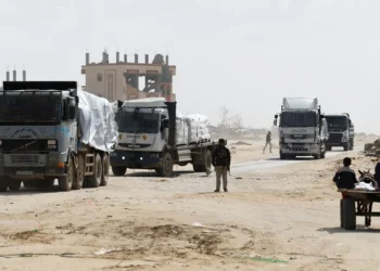 بدء دخول شاحنات الوقود والغاز إلى غزة بعد عامين من الحصار الإسرائيلي