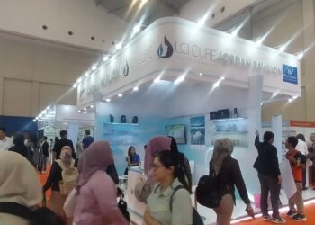 الأردن يحصل على جائزة افضل جناح في معرض لمستحضرات التجميل في أندونيسيا