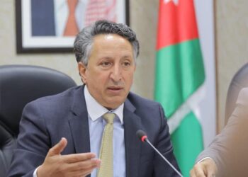 أبو رمان يطالب وزير الزراعة بفتح باب استيراد زيت الزيتون لتخفيض الأسعار ومنع الاحتكار