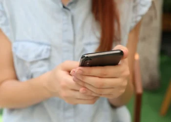 الأمن: نتابع حسابات خارجية تستخدم صور قيادات نسائية أردنية للتشهير والإساءة