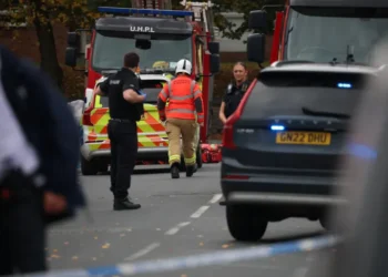 قتيلان وجرحى في حادث دعس وطعن قرب كنيس يهودي بمانشستر