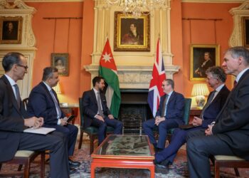ولي العهد يؤكد عمق العلاقات التاريخية بين الأردن وبريطانيا