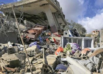 قوات الاحتلال تفجر أربعة منازل في عيترون جنوب لبنان