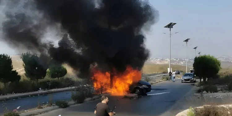 إسرائيل تعيد إشعال الجنوب اللبناني وتعاود تحذيراتها بإخلاء مبانٍ وتتبعها بقصف على صور