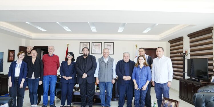 وفد جورجي يزور البترا للاطلاع على التجربة الأردنية في حماية المواقع التراثية