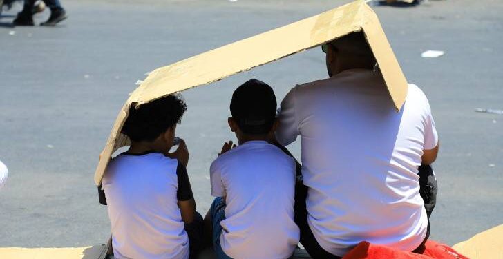 كتلة هوائية دافئة نهاية الأسبوع. وأجواء أقرب لفصل الصيف الأربعاء والخميس