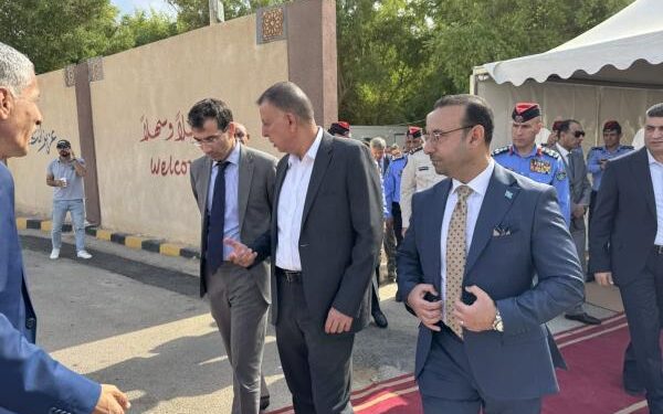 الفراية يفتتح غرفة عمليات الإدارة الحدودية في معبر وادي عربة