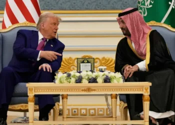 ولي العهد السعودي يبدأ زيارة رسمية إلى أميركا