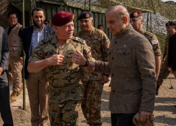 الملك يشكر دول آسيوية على حفاوة الاستقبال ويشيد بالتعاون الاقتصادي