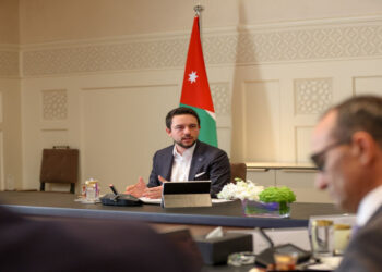 ولي العهد يتابع سير العمل بمشاريع المجلس الوطني لتكنولوجيا المستقبل
