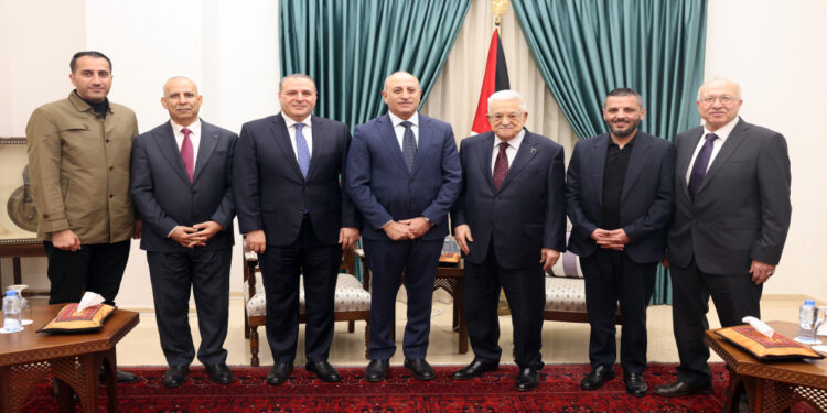 عباس يشكر الملك على دعمه المستمر للقضية الفلسطينية