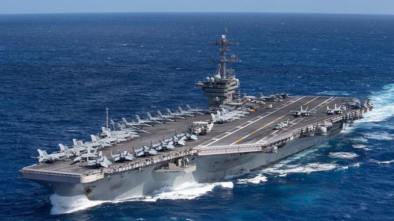تصاعد التوتر بالكاريبي مع وصول حاملة طائرات أميركية وانتشار عسكري فنزويلي