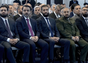 بريطانيا ترفع العقوبات عن الرئيس السوري ووزير داخليته