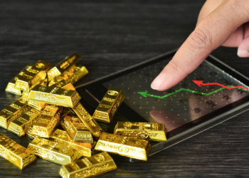 الذهب دون 4000 دولار مع قوة العملة الأمريكية وتوقعات خفض الفائدة