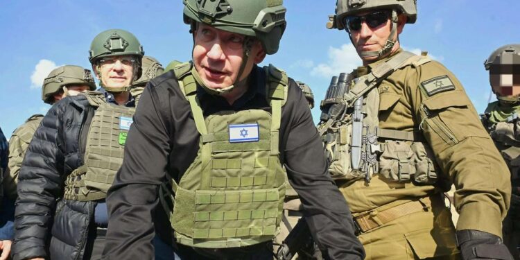 نتنياهو يوجه رسالة لدمشق .. ويكشف أسرار زيارة الجنوب