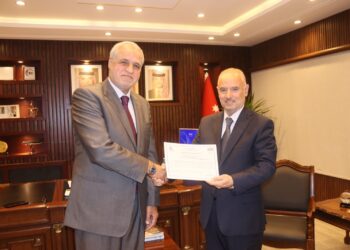هيئة تنظيم الطيران المدني تمنح الترخيص لمطار مدينة عمان