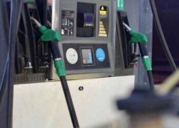 الطاقة: رفع سعر البنزين بشقيه والديزل.. وتثبيت الكاز