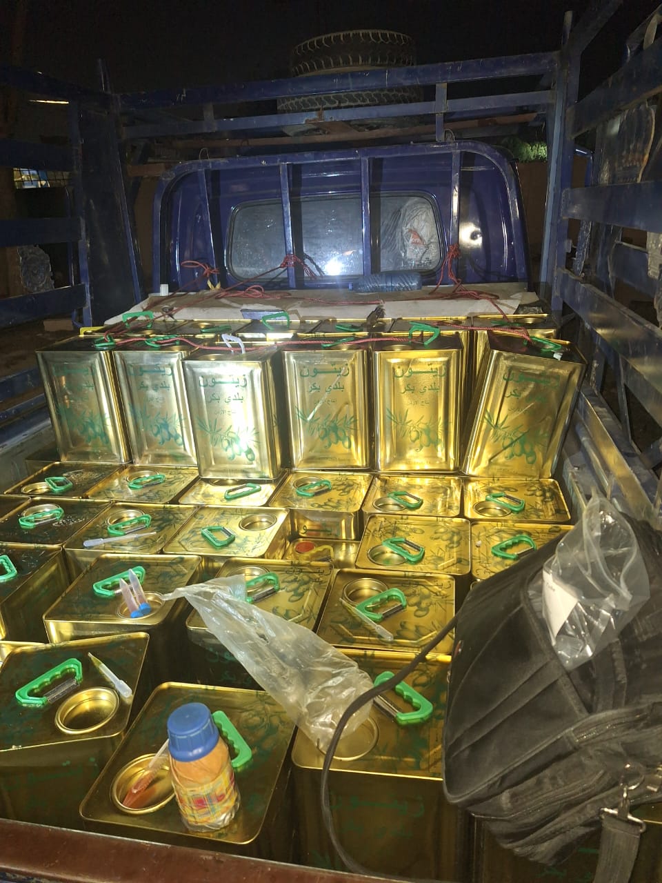 الغذاء والدواء: ضبط نحو 80 تنكة زيت زيتون مغشوش في إربد