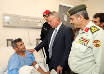 وزير الداخلية يزور مصابي المداهمة الأمنية في الرمثا