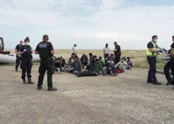 بريطانيا تجري أكبر تغيير في سياستها المتعلقة بطالبي اللجوء