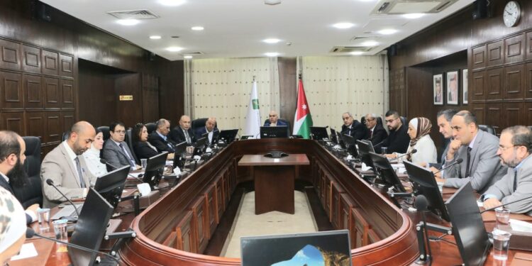 الضمان : بحث آلية جديدة لضمان حقوق العاملين في قطاع التعليم الخاص