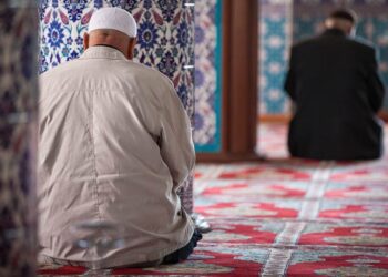 وزير الاوقاف : 2600 مُصلى لا تقام بها صلاة الجمعة