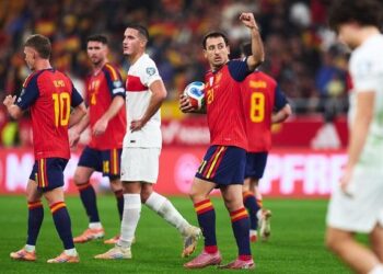 إسبانيا إلى نهائيات كأس العالم للمرة السابعة عشرة
