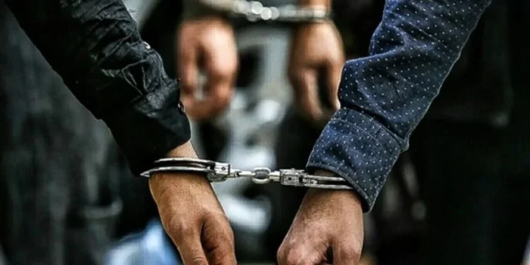 القبض على مطلوبين بتهم متعددة وقضايا مالية كبيرة