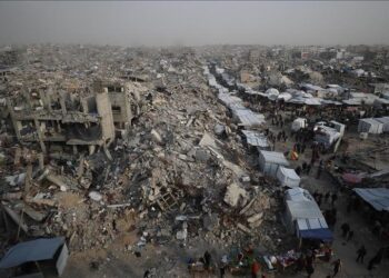 أكثر من 300 شهيد و700 جريح منذ سريان اتفاق وقف إطلاق النار في غزة