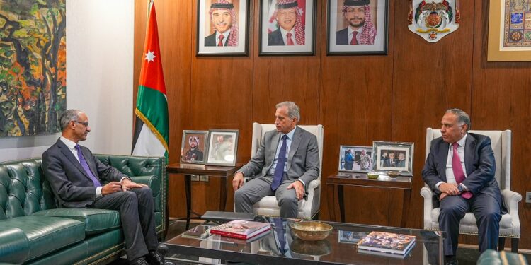 الحكومة تؤكد تعاونها مع ديوان المحاسبة لتصويب جميع ما يتمّ رصده من مخالفات