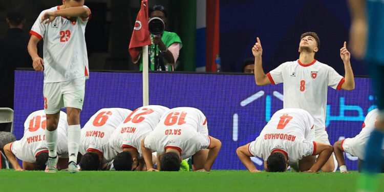 الأردنيون يتحضّرون لدعم منتخب النشامى في نهائي كأس العرب