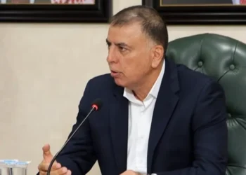 وزير الداخلية يوعز بالإفراج عن 453 موقوفا إداريا
