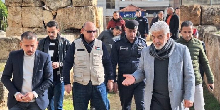 محافظ جرش يدعو لاتخاذ إجراءات وقائية لحماية المدينة الأثرية من السيول