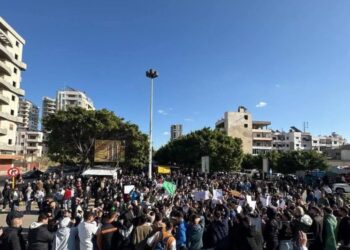 قتلى وعشرات المصابين خلال اشتباكات ومظاهرات في اللاذقية