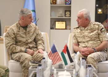 اللواء الركن الحنيطي يلتقي نائب رئيس هيئة الأركان المشتركة الأميركية