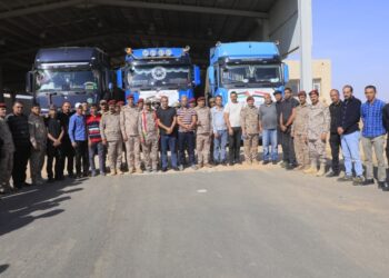 وصول قافلة المساعدات الأردنية إلى اليمن