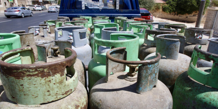 سعيدات : 200 ألف أسطوانة غاز يوميا وجاهزية تامة لمنخفض الخميس