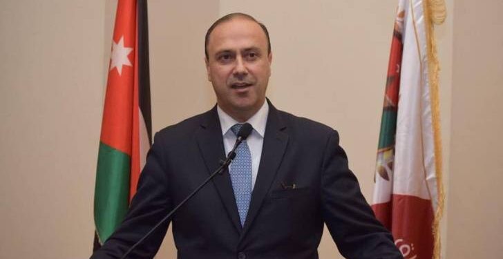 المومني: الحكومة ماضية في نهجها القائم على إدامة التواصل مع وسائل الإعلام