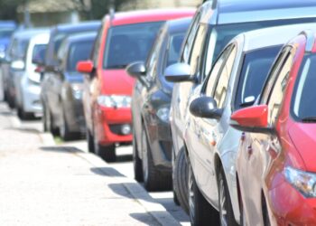 اعفاء مركبات العسكريين برتبة رائد فأعلى من الضريبة والرسوم والترخيص لمرة واحدة