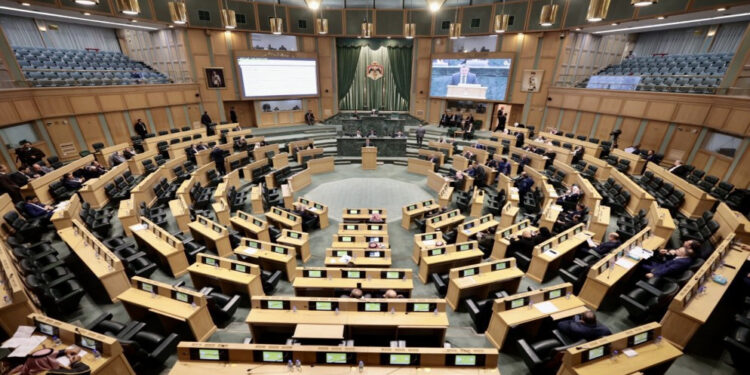 مجلس النواب يستمع لتقرير المالية النيابية بشأن موازنة 2026