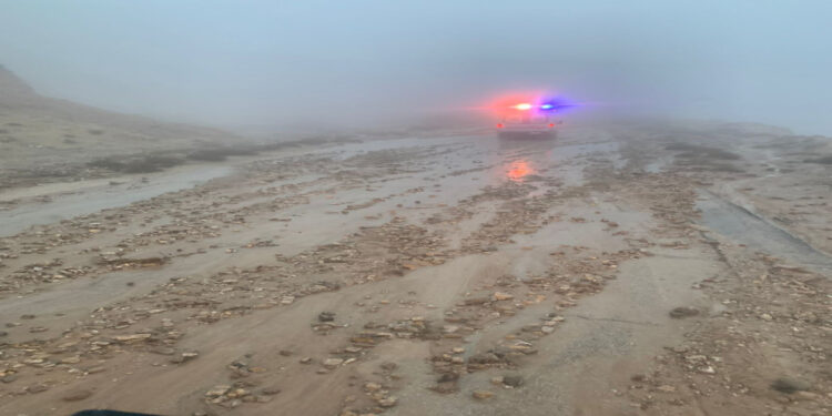 إغلاق مؤقت لطريق الكرك – الطفيلة إثر غزارة الأمطار والانهيارات