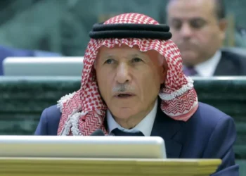 العرموطي: الأولى تخفيض ضريبة الكاز للفقراء وليس السجائر والتبغ