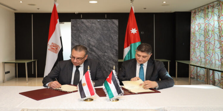 توافق أردني مصري على تحسين التنسيق الفني والرقابي على المعابر